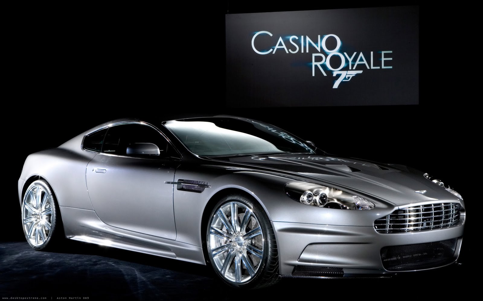 http://4.bp.blogspot.com/-iYqXrYNJtQc/TeQTBWSMx8I/AAAAAAAABE8/1lXaGM3Dw3g/s1600/Aston_Martin_DBS_Widescreen_Casino_Royale_926200650659PM23.jpg