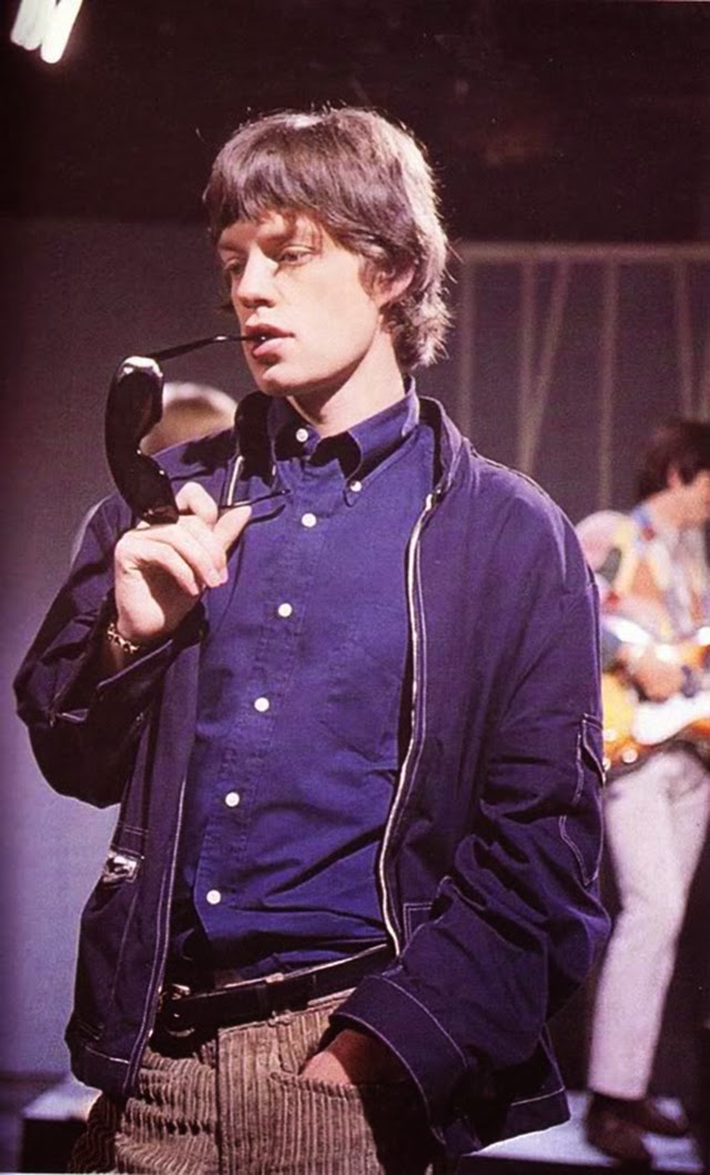 Rare Photos of a Young Mick Jagger from the 1960s vintage everyday