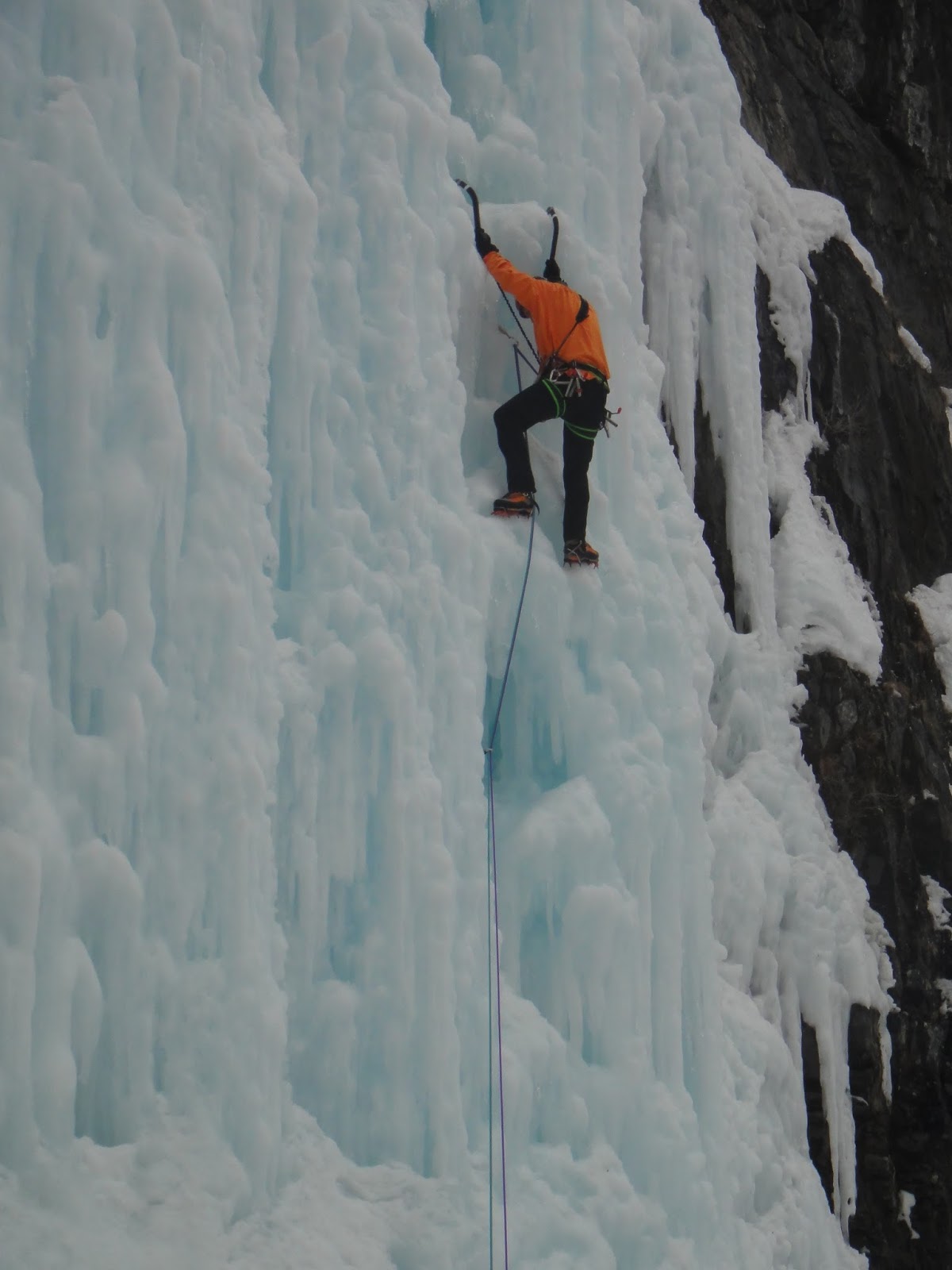 Cold Thistle the best of the lwt ice climbing boots