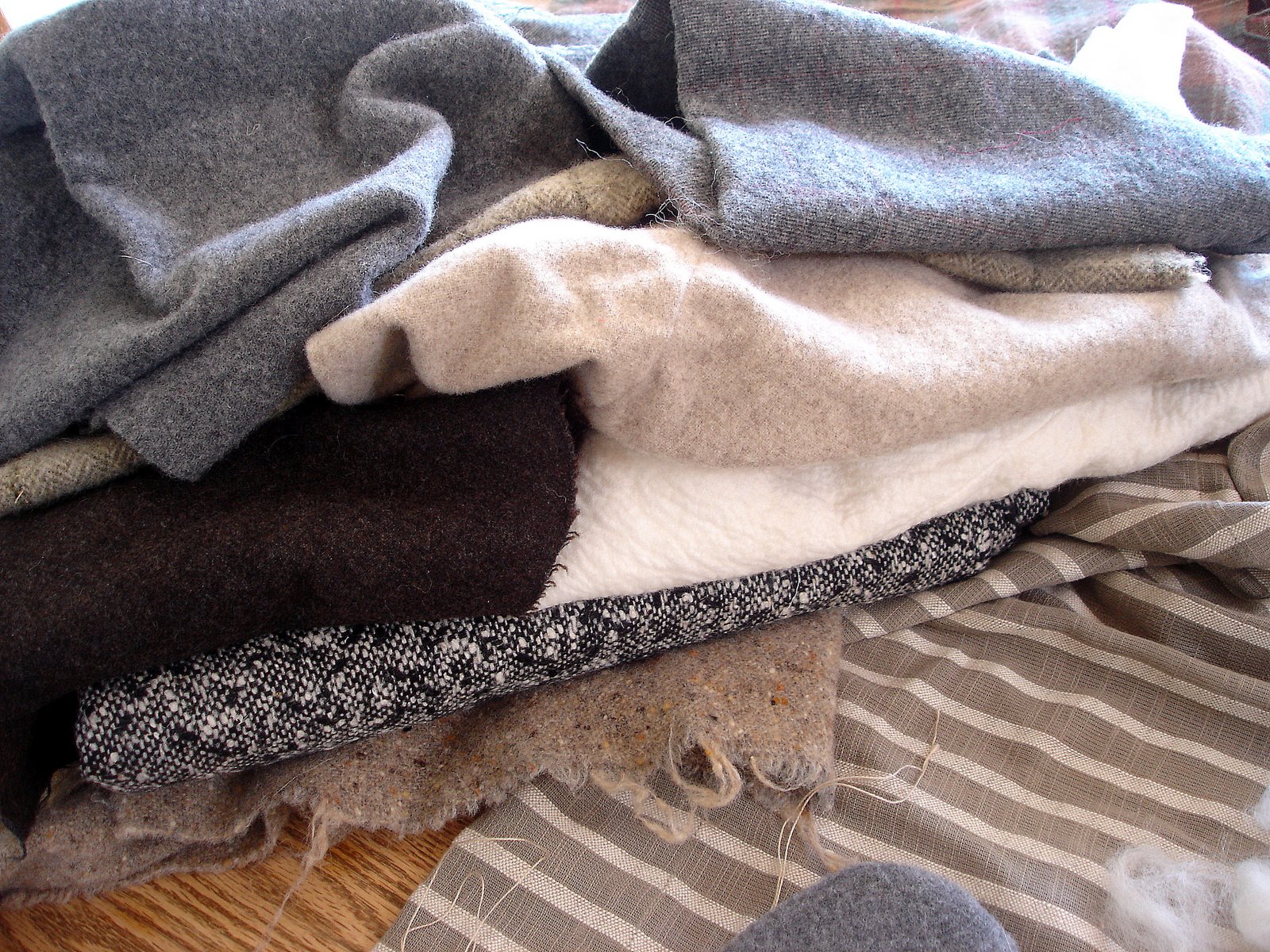 woman with wings wool stone rug