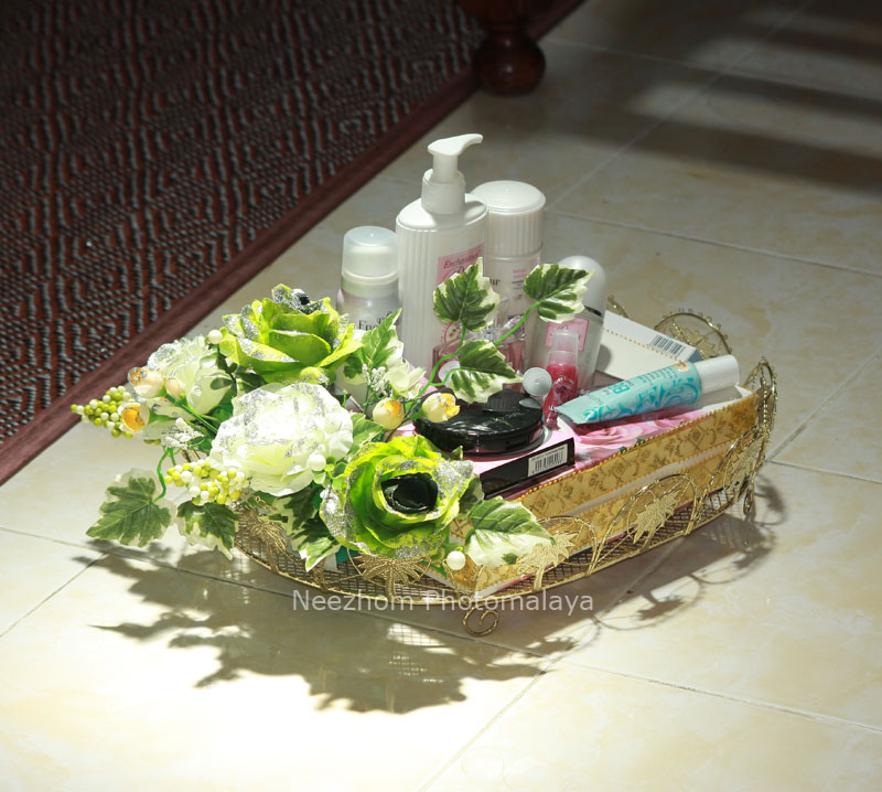 Gubahan hantaran kahwin - Set alat solek