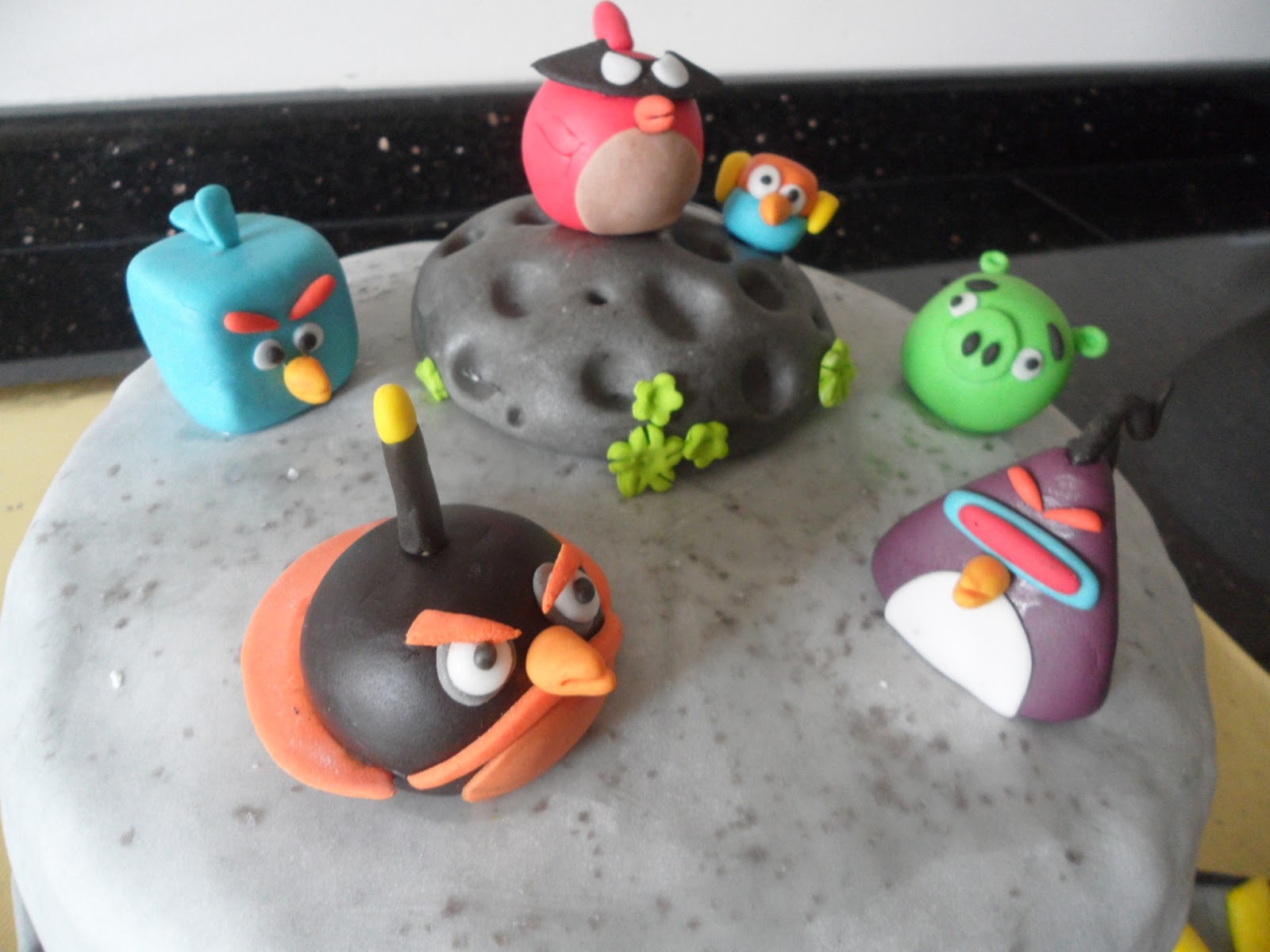 P A S T A l i l a ANGRY BIRDS SPACE PASTA