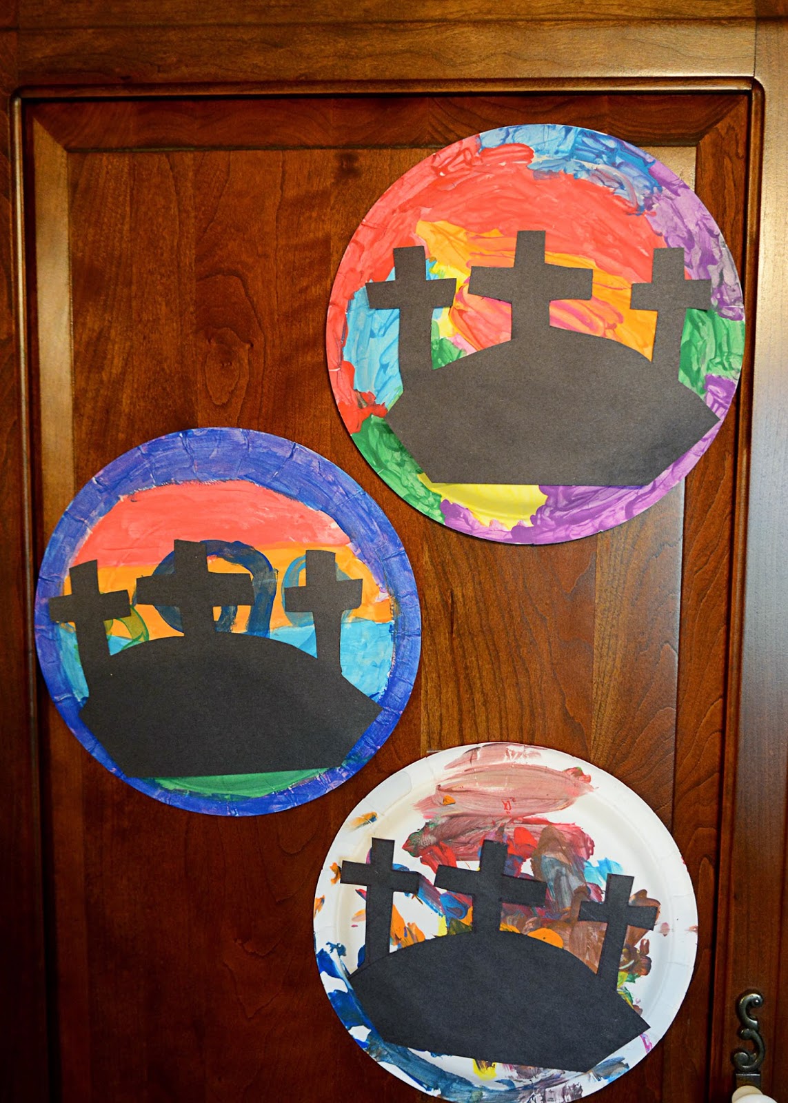 This Farm Family's Life Craft Time {Easter Cross Paper Plate}...
