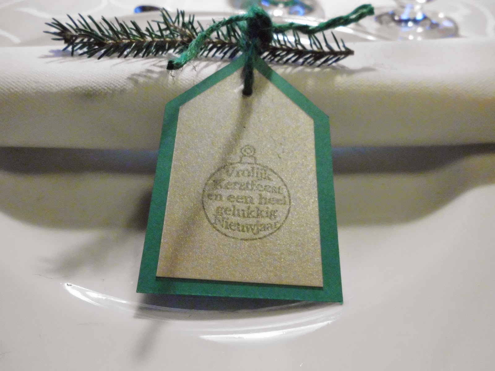 Creaymme: kersttafel in rood en groen