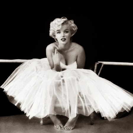 A Touch of Southern Grace : Marilyn Monroe Chanel No. 5
