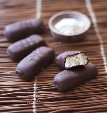 Barre chocolatée à la noix de coco façon bounty maison   