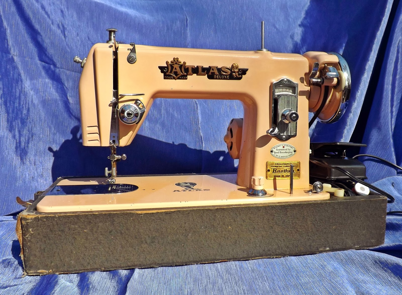 DragonPoodle Studio Christmas CraigsList Ho Ho Sew