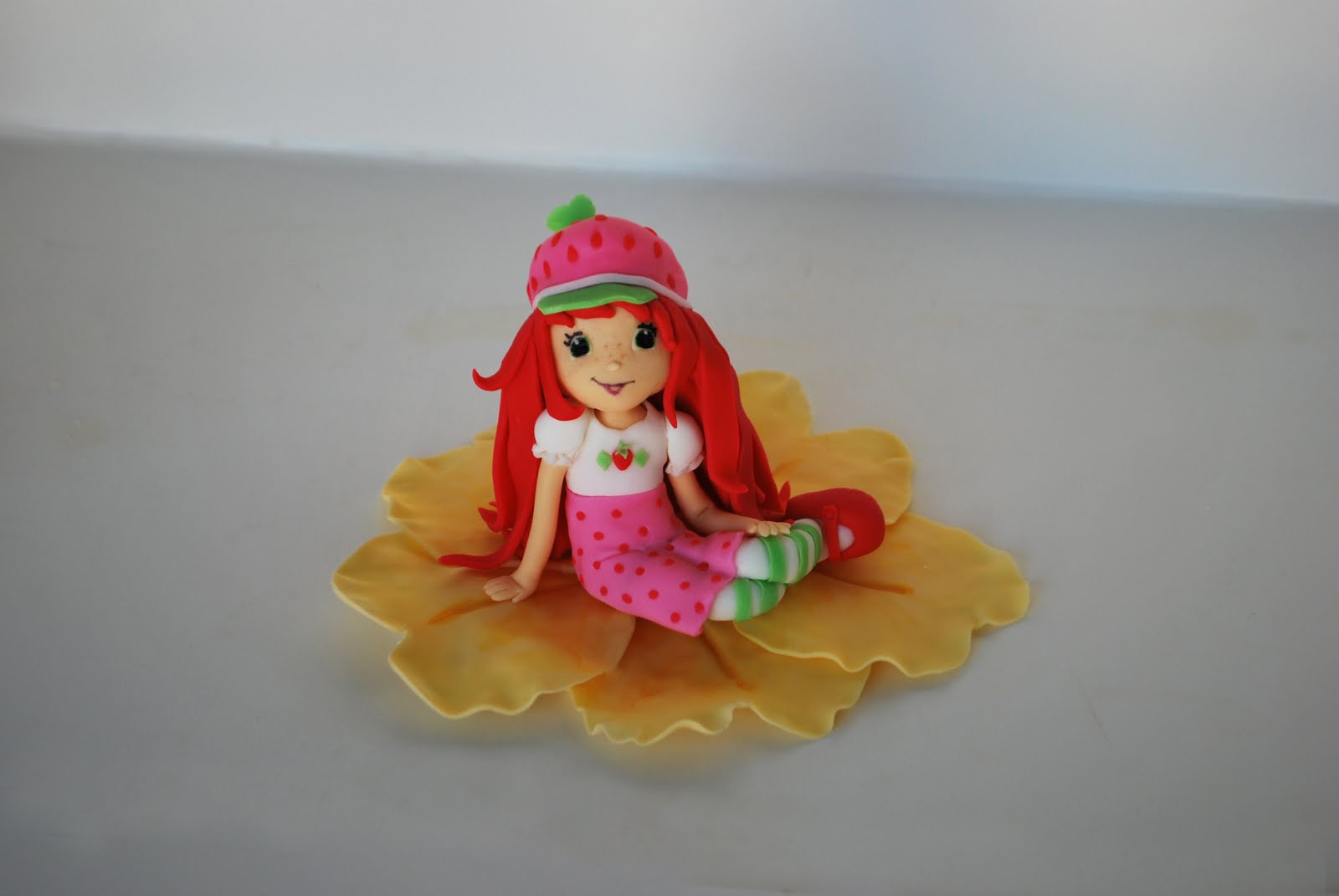 Cake Studio What A Cutie Strawberry Shortcake Fondant Cake Topper