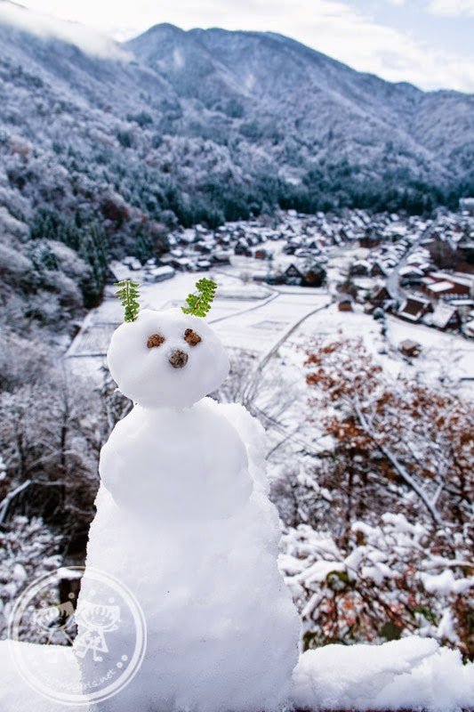 Snowman at Ogimachi Village Shirakawa-go
