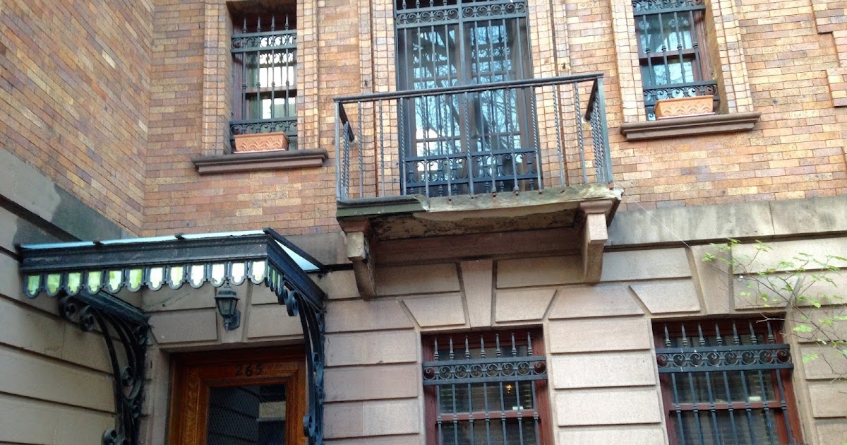 travels Strivers' Row, 139th St. (North side), Harlem, Manhattan, New