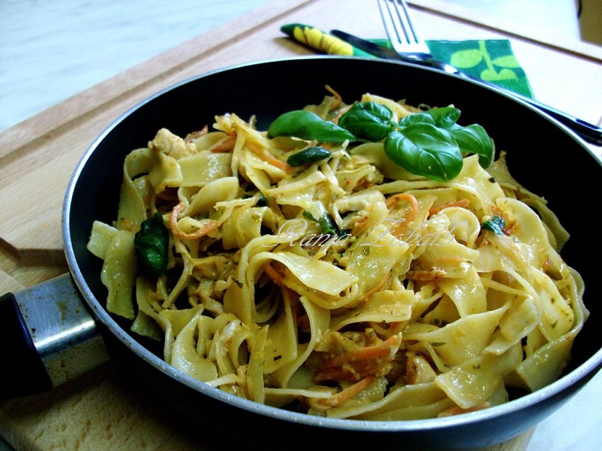 Rania Work with sugar'n spice Fettuccine with Cabbage/Carrots and