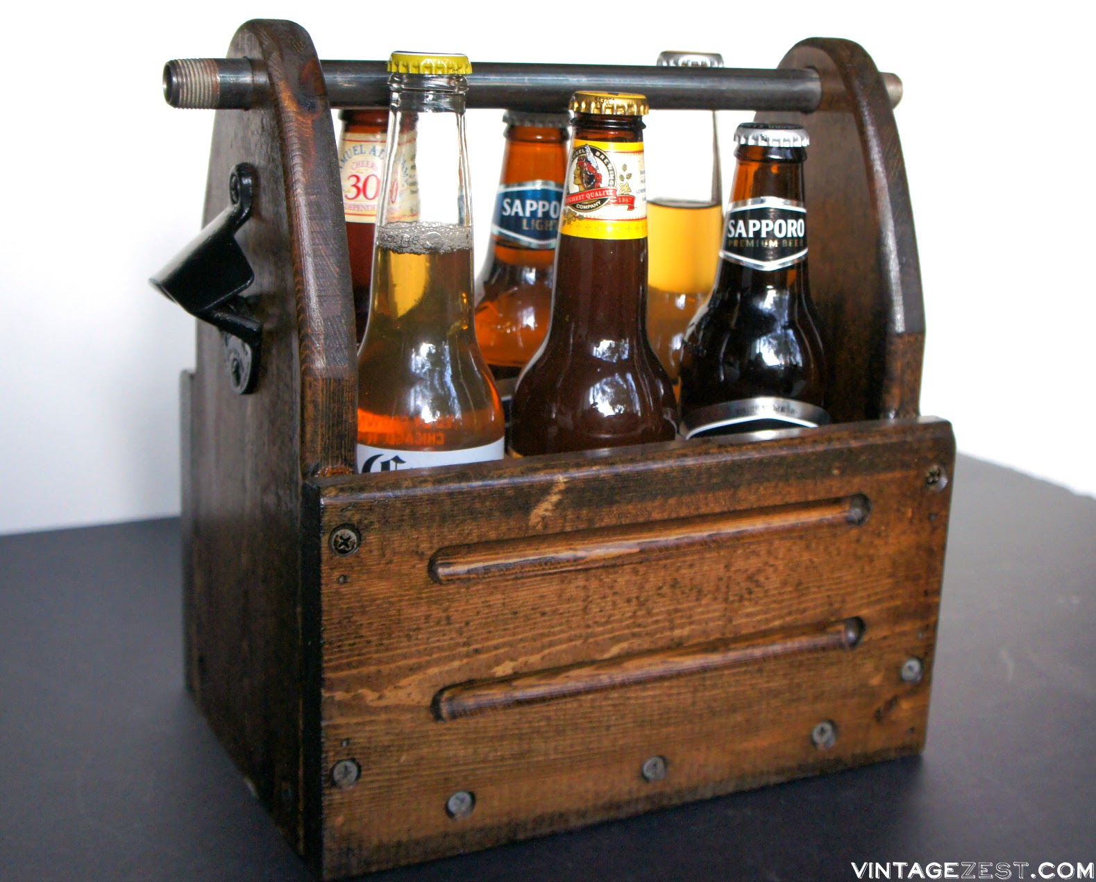 Wooden Beer Carrier (for a Six-Pack!) on Diane's Vintage Zest!  #diy #woodworking #wood