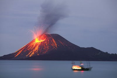 Foto Gunung Krakatau