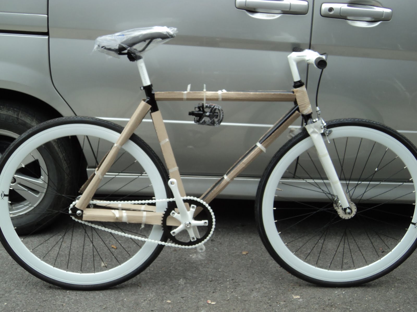 The Right Bike Store 700C Imported New Fixed Gear Bicycle / Fixie Promax