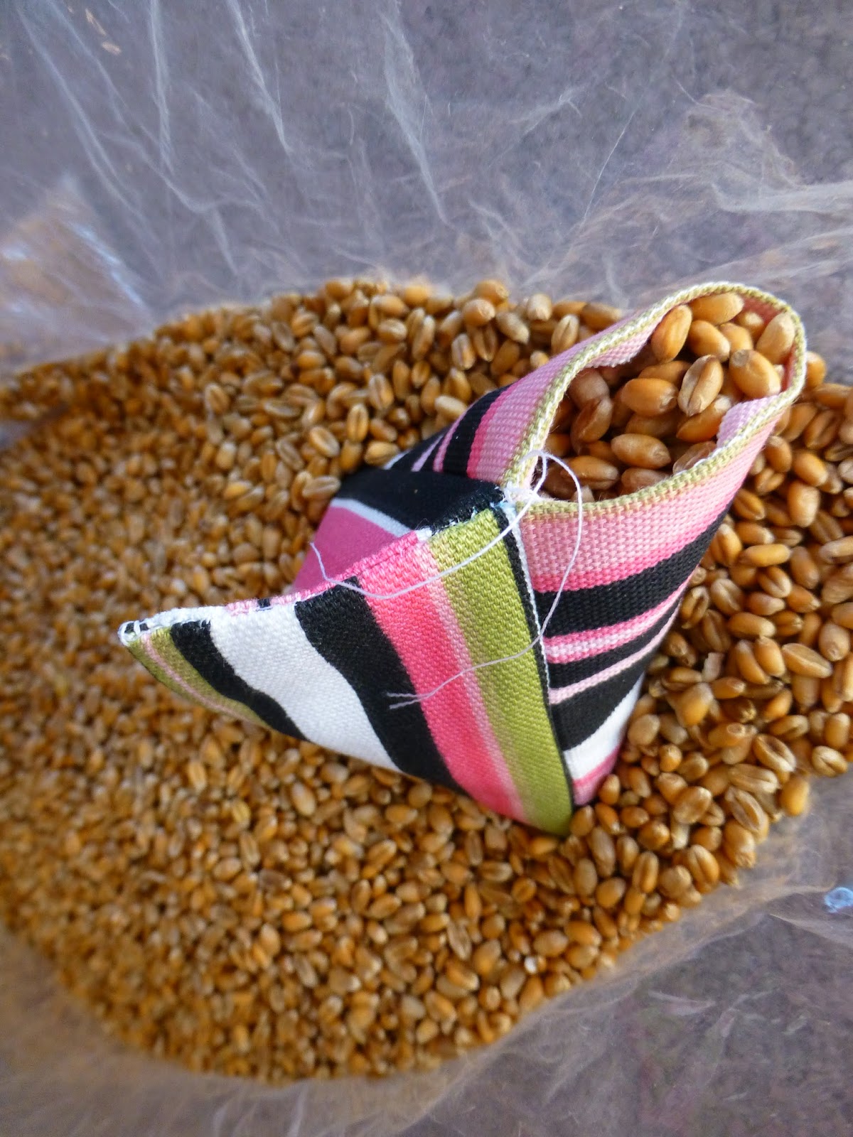 Sewing Kit How to Make Soft Juggling Balls, Pyramid Bean Bags, Indoor