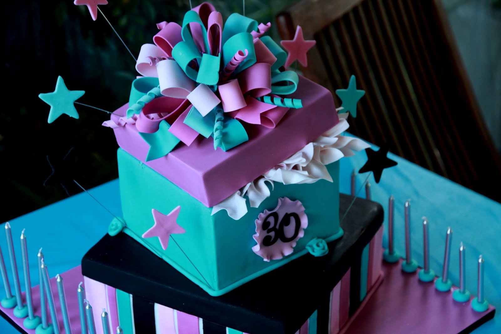 Sugar Creation Stacked gift box cake