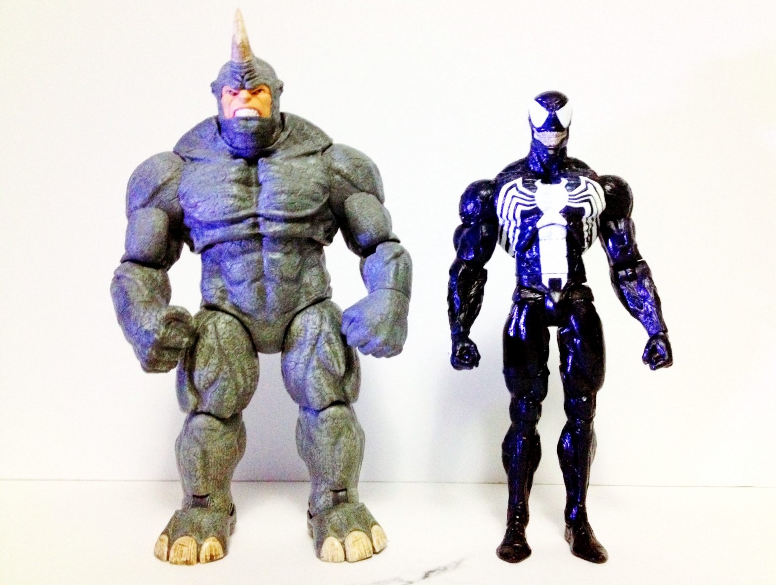 Combo's Action Figure Review Venom (Marvel Select)