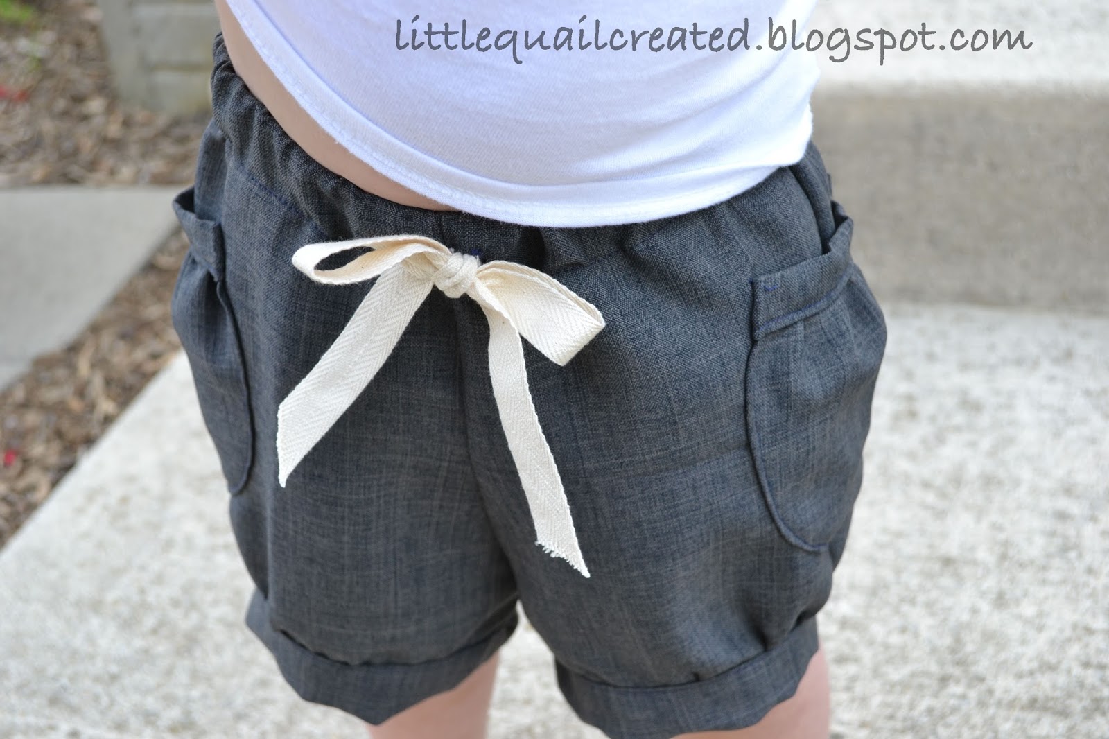 Little Quail Gathered Pocket Shorts Tutorial and Pattern