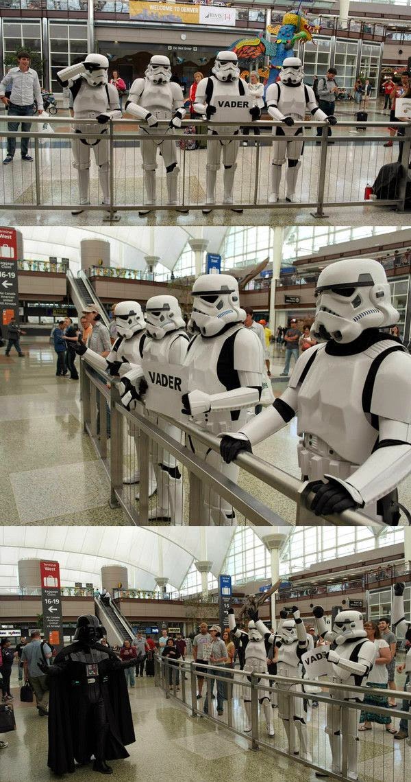 Reciben a Darth Vader en el aeropuerto