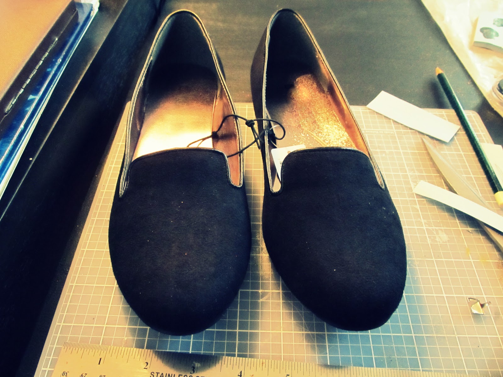 WobiSobi "Put a Stud On It!" Cross Stud Your Shoes, DIY