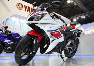 Yamaha YZF-R15 V2.0