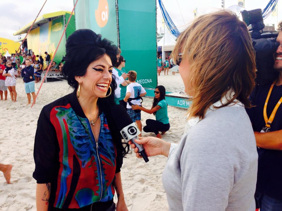 RJTV - Amy Winehouse Sósia no Campeonato Mundial de Surf