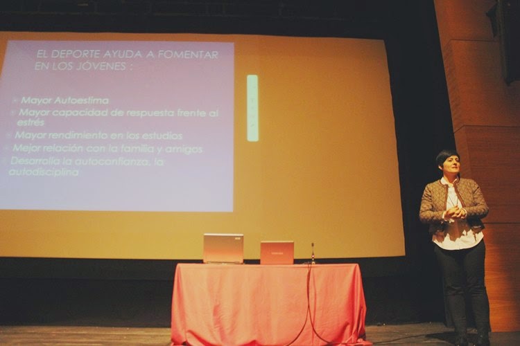 Conferencia de la psicóloga clínica Amaya Sánchez Lago