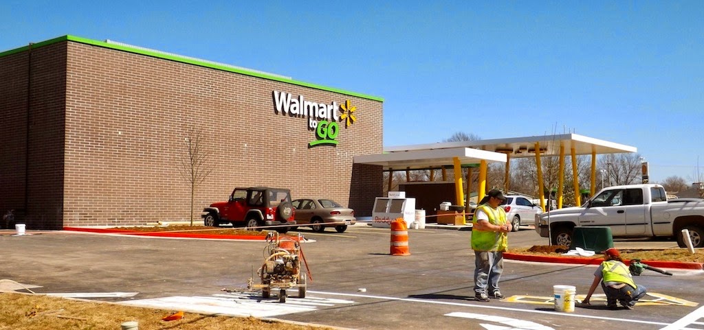 Walmart’s First Convenience Store and Gas Station Images - Frompo