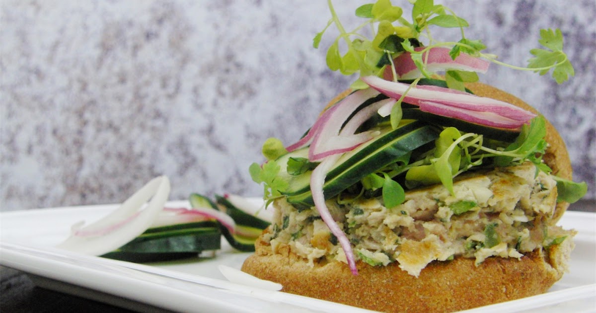 Curly Girl Kitchen Steamed Mussels and Thai Tuna Burgers