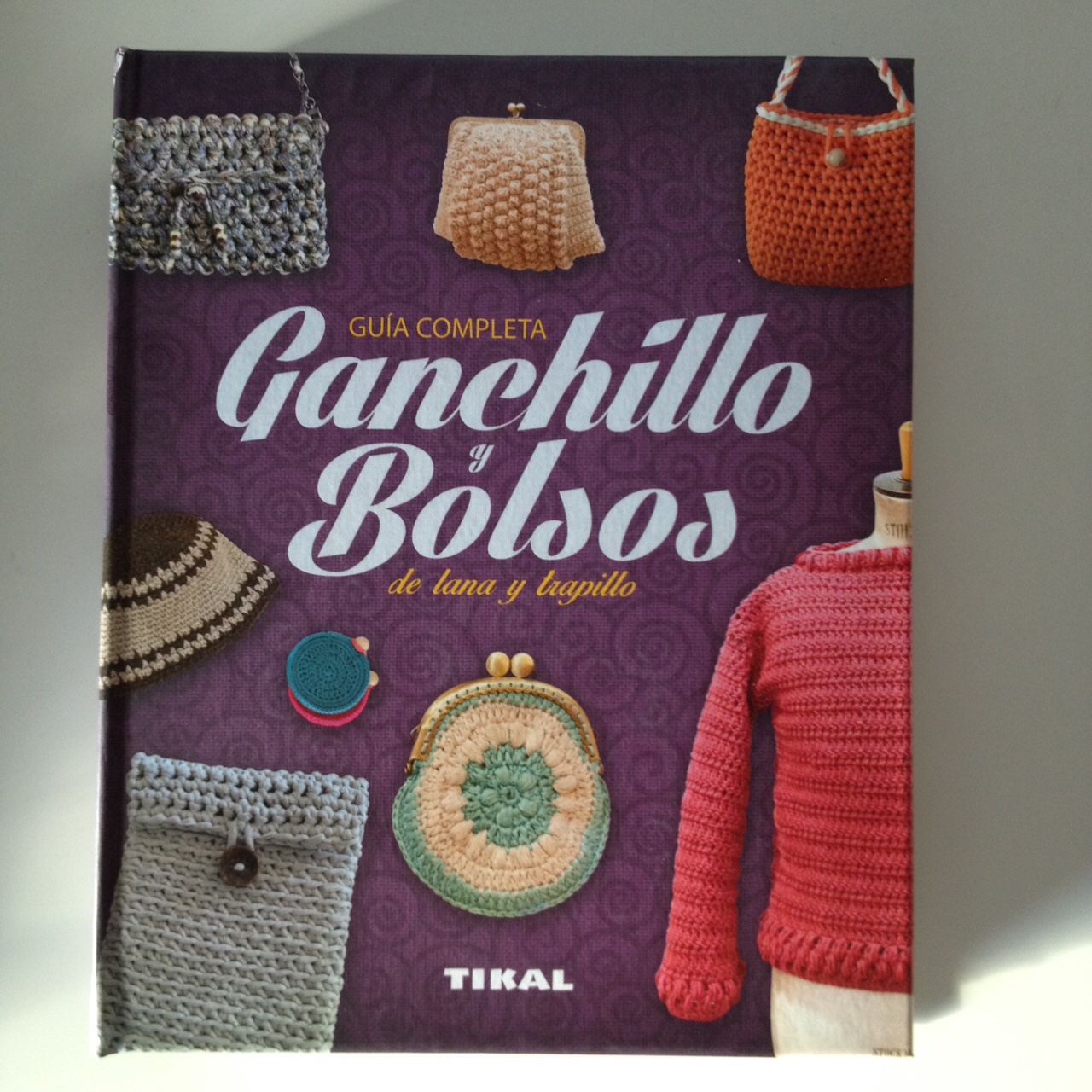 Libro Crochet con Trapillo CLASA  Libros para tejer – Entre Lanas Perú