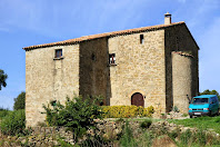 La Casa Gran és una altra de les grans masies del veïnat del Casó del terme de Montclar La Casa Gran és una altra de les grans masies del veïnat del Casó del terme de Montclar