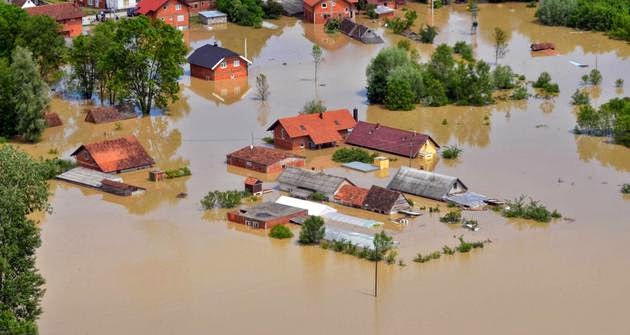 Εικόνες Αποκάλυψης από τις πλημμύρες στα Βαλκάνια