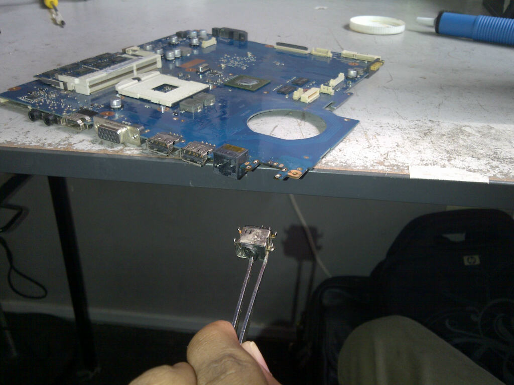 Repair Power Jack Laptop Samsung OKCS