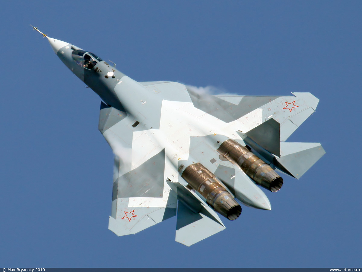 24-+T-50_pak_fa_fighter_3.jpg
