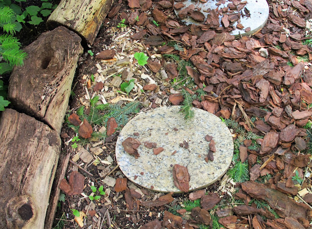 Just*Grand: A Glorious Garden