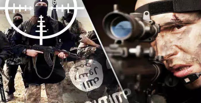 Μυστηριώδης ελεύθερος σκοπευτής εκτελεί διαδοχικά τους ηγέτες στο Ισλαμικό Κράτος Μυστηριώδης ελεύθερος σκοπευτής εκτελεί διαδοχικά τους ηγέτες στο Ισλαμικό Κράτος