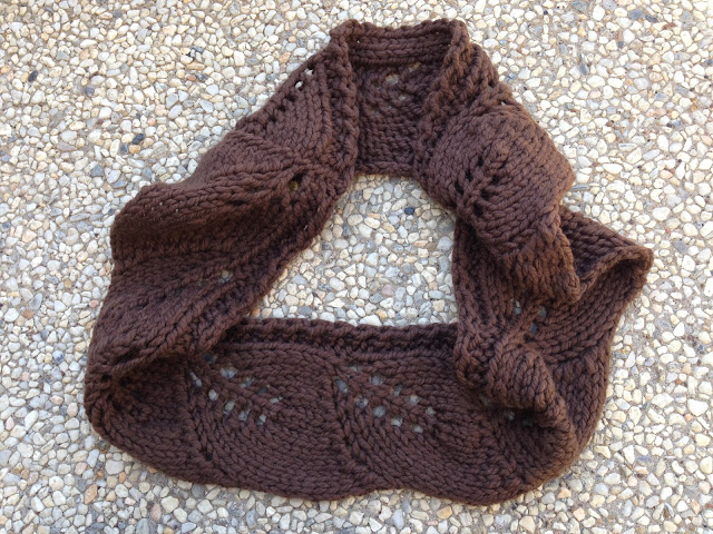 Roonie Ranching: Hats, cowls, and mittens