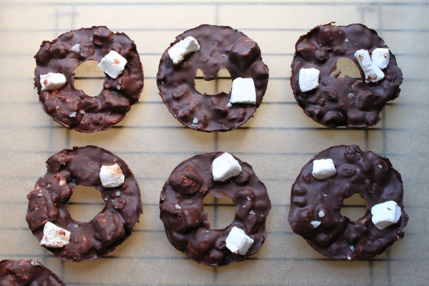 corner blog car wheels on a gravel road