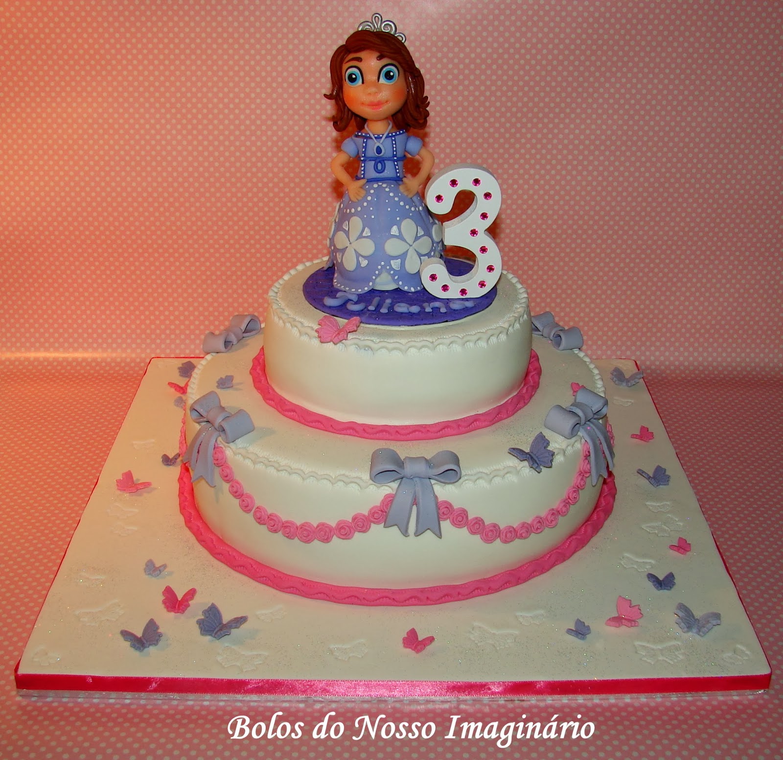 Princess cake  Bolo de aniversario princesa, Bolo de princesa, Bolo  princesa sofia