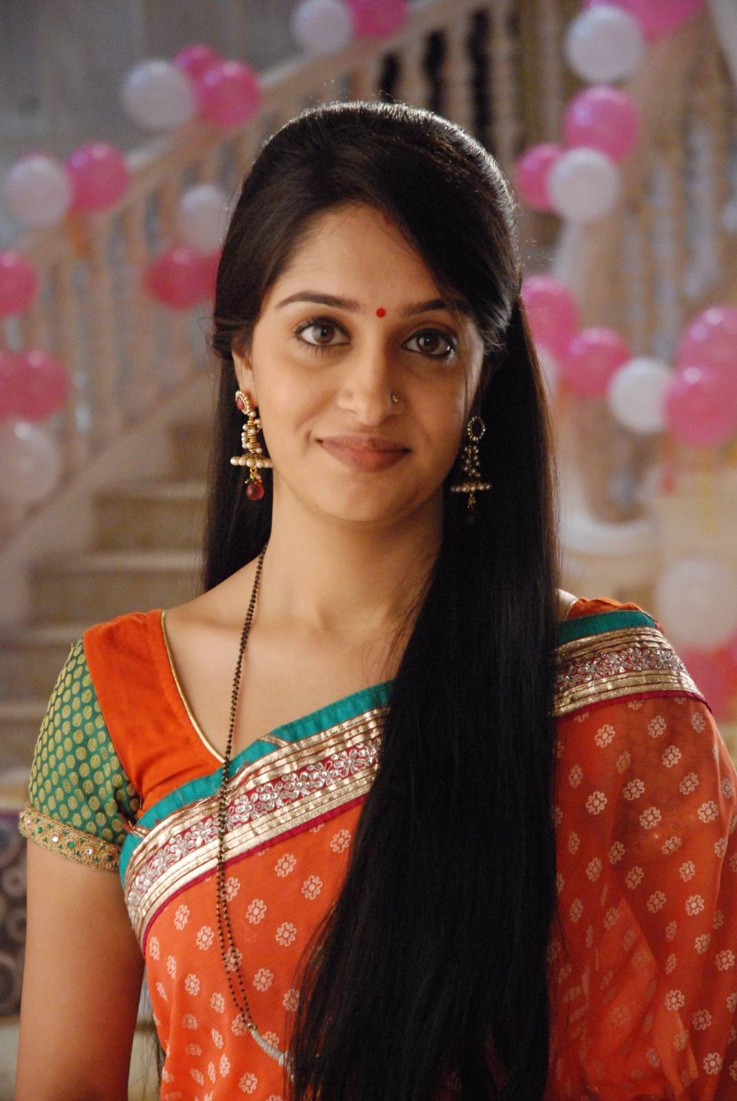 free stars wallpaper: Beautiful Dipika Kakar HD Wallpaper