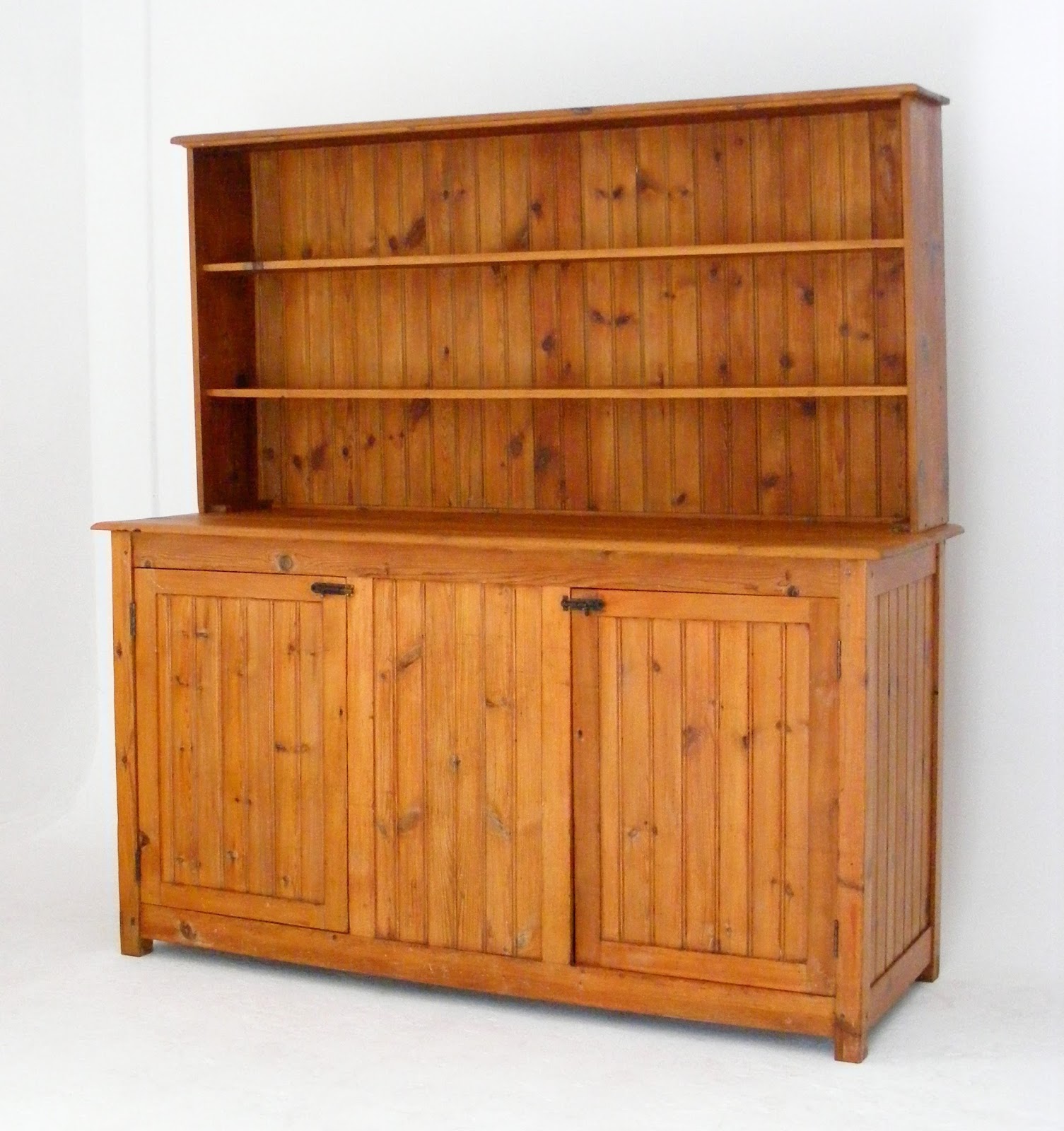 VAMP FURNITURE This week's new vintage furniture stock at Vamp 02