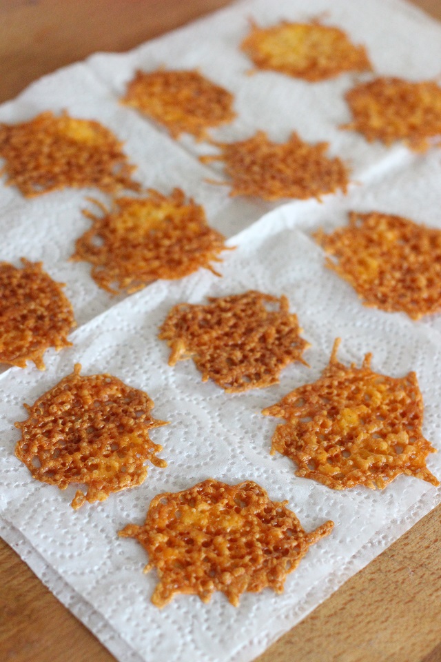 Mama Loves Food! Healthy Baked Cheese Crisps!