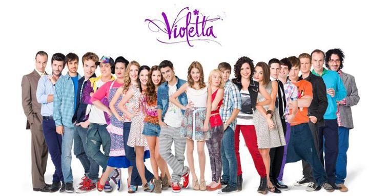 Violetta - En mi mundo + tekst i tłumaczenie piosenki