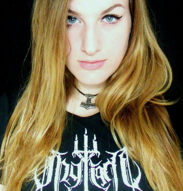 Metal Rocks and Girls Metal Girls 10