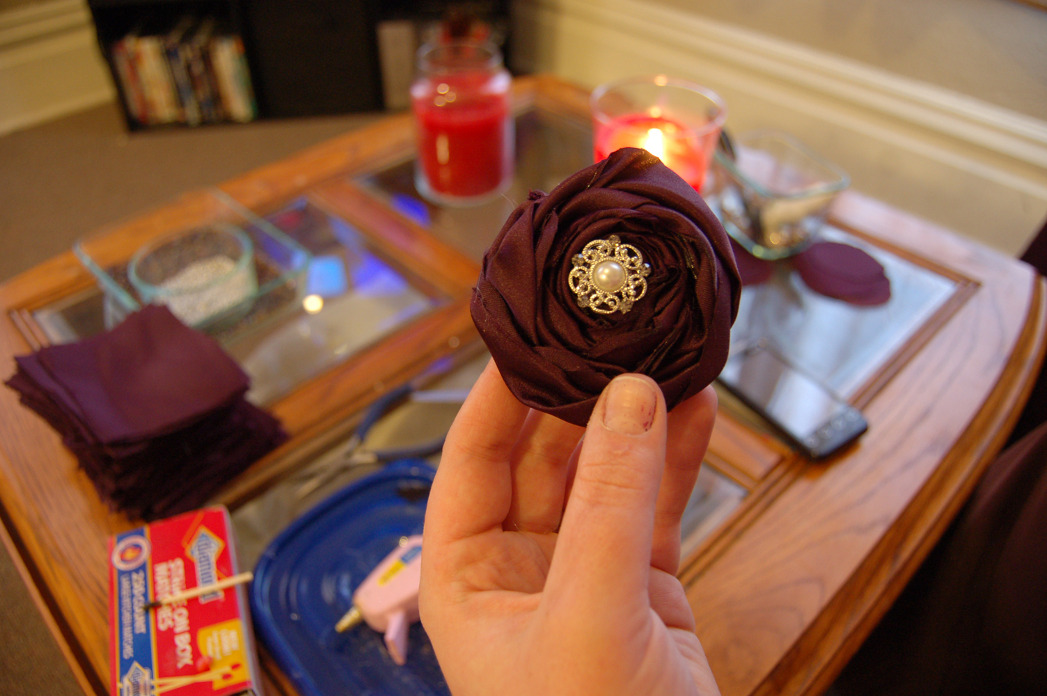 a crafty michigander Rolled Fabric Roses Tutorial
