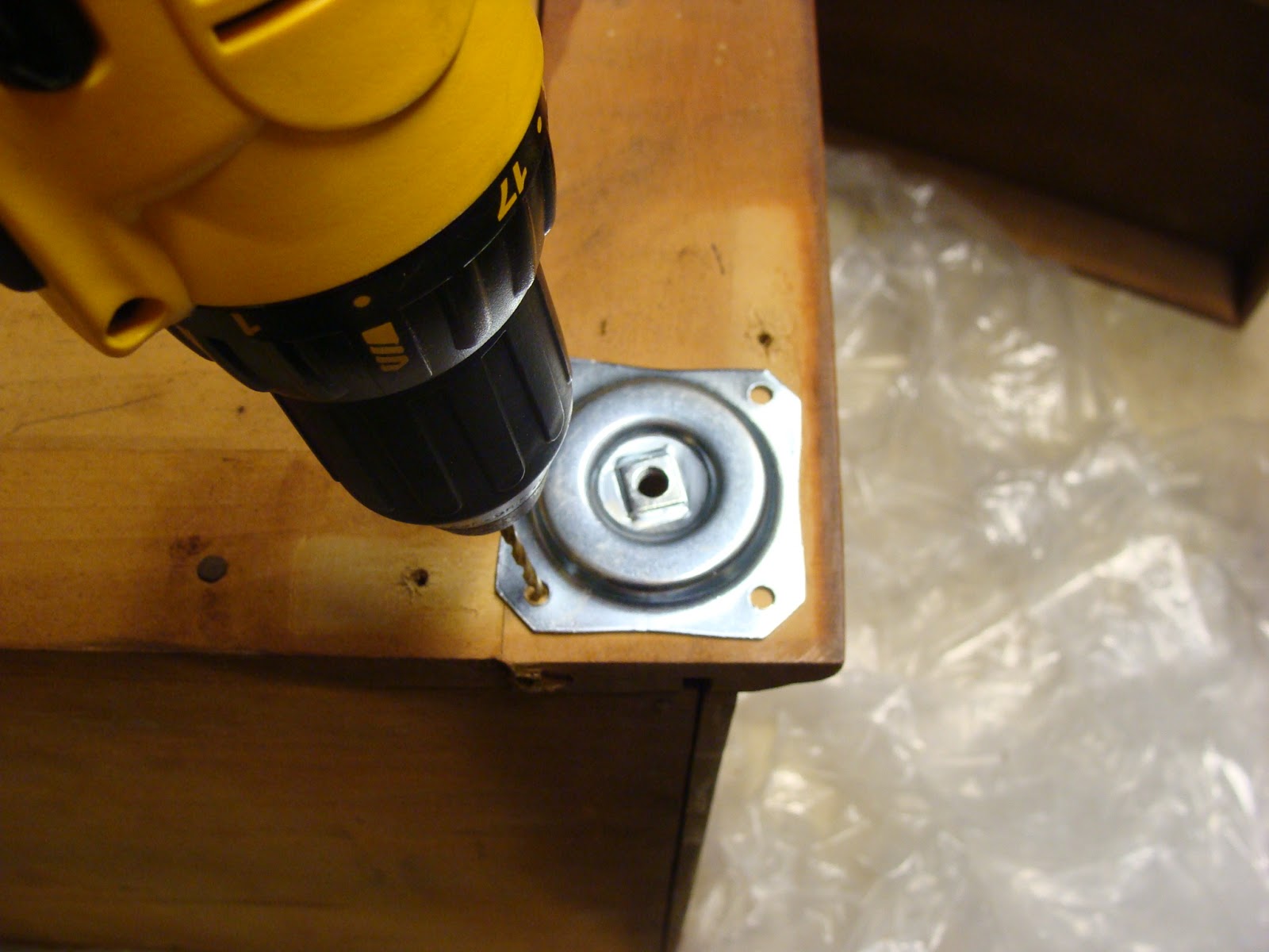 FabTwigs Tutorial How To Install Bun Feet/Legs On Your Furniture