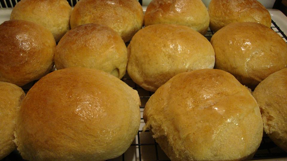 Walnut Spinney Hamburger bun heaven