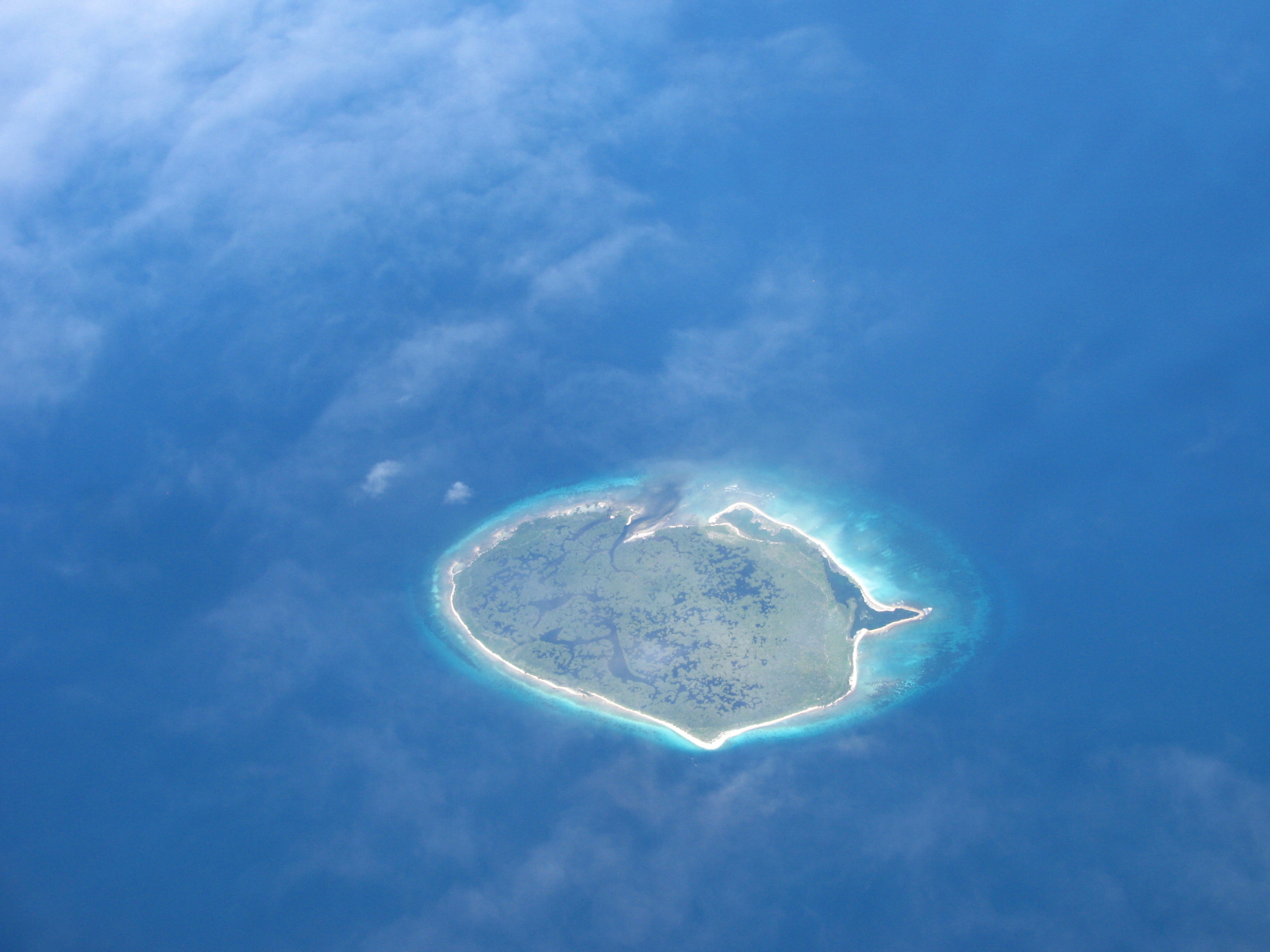 Boat on Shore! The SULU Archipelago!