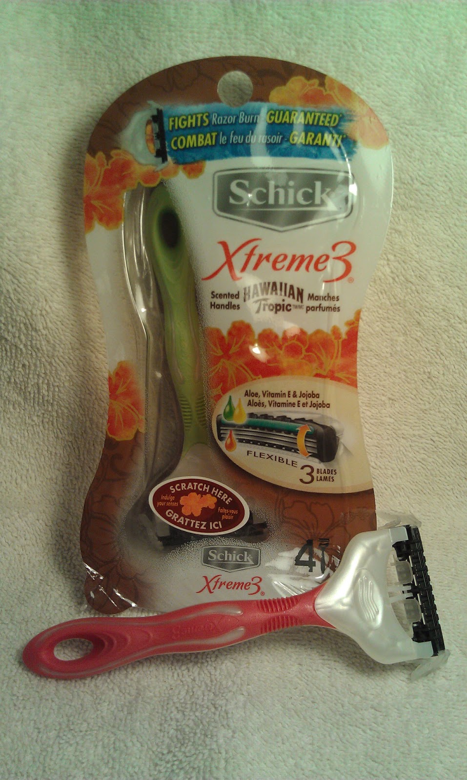 The Pieces of Sabrina Schick Xtreme3 Razor Review