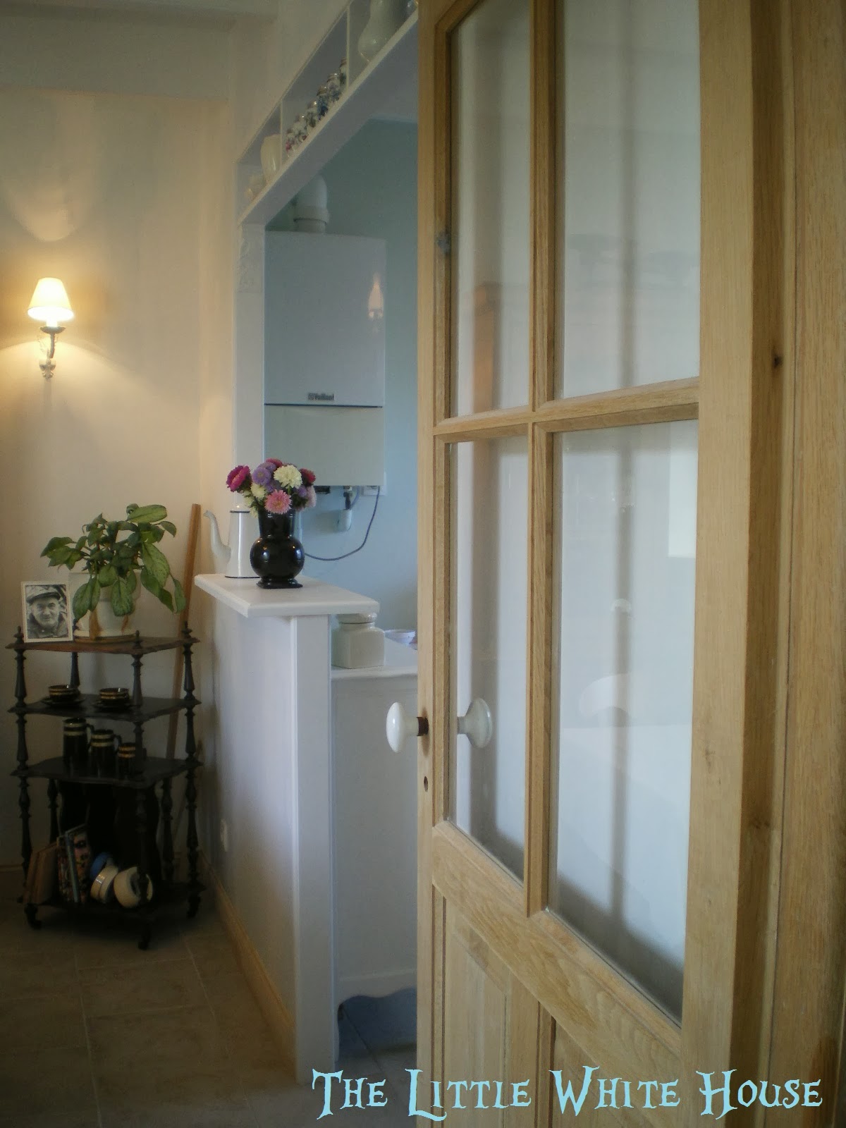 The Little White House On The Seaside Hopelessly Devoted To You